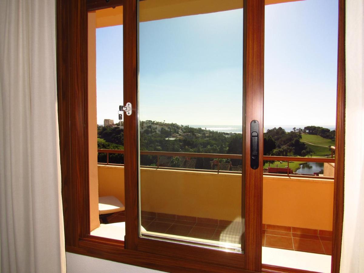 Appartement Penthouse Benalvistas Torregolf Seaview à Benalmádena Extérieur photo